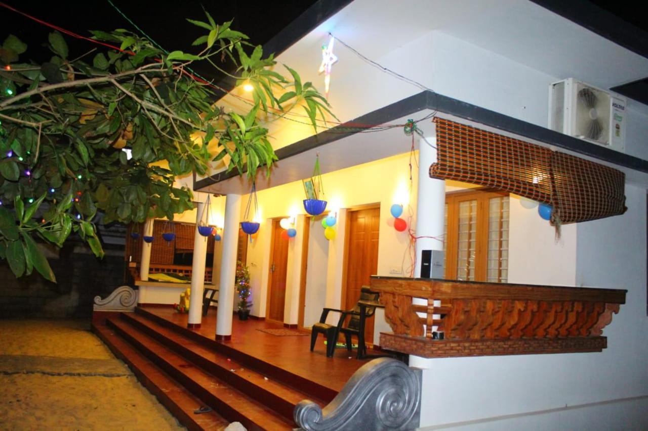 Marari Anna Beach Homestay Mararikulam Extérieur photo