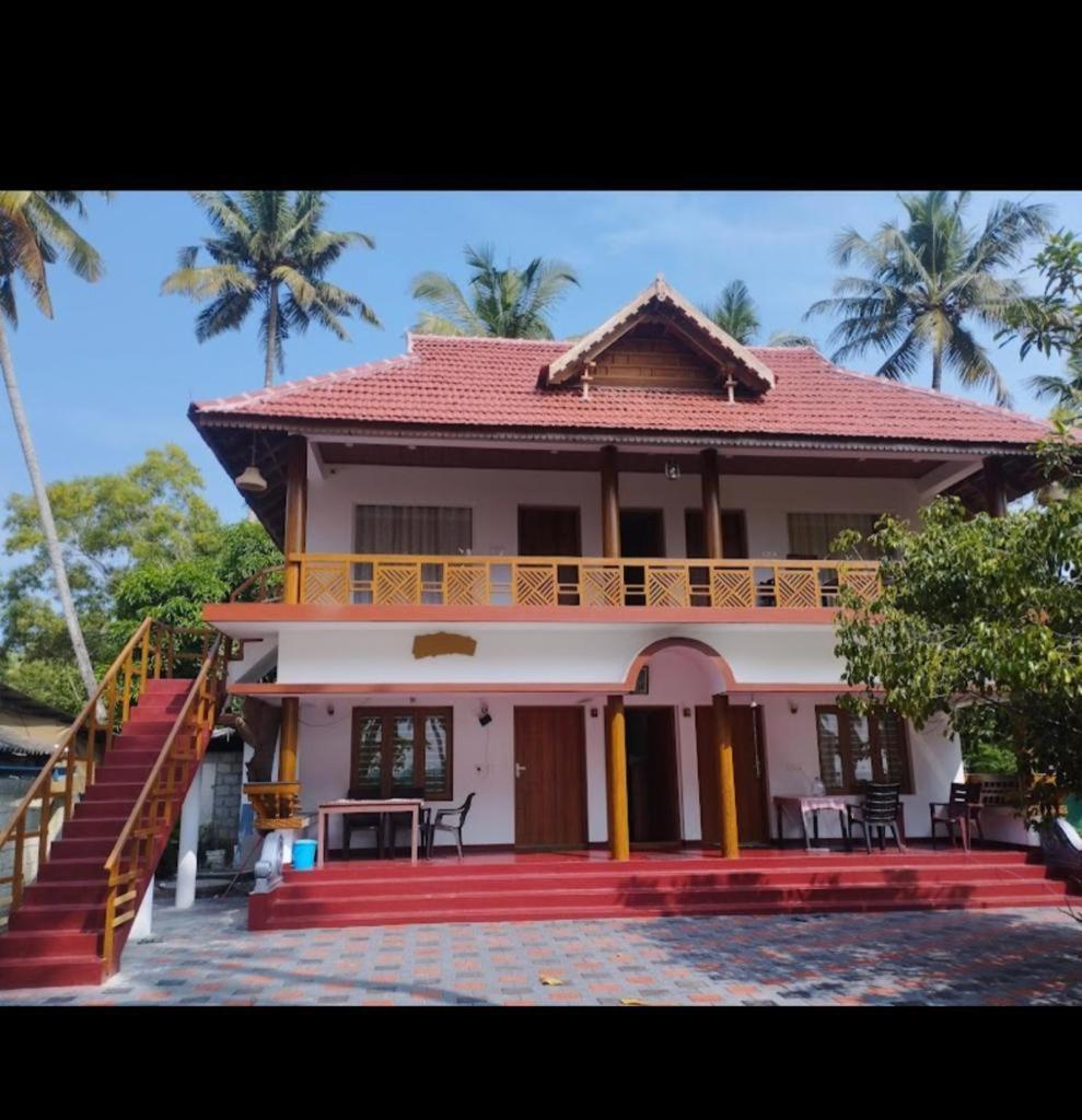 Marari Anna Beach Homestay Mararikulam Extérieur photo
