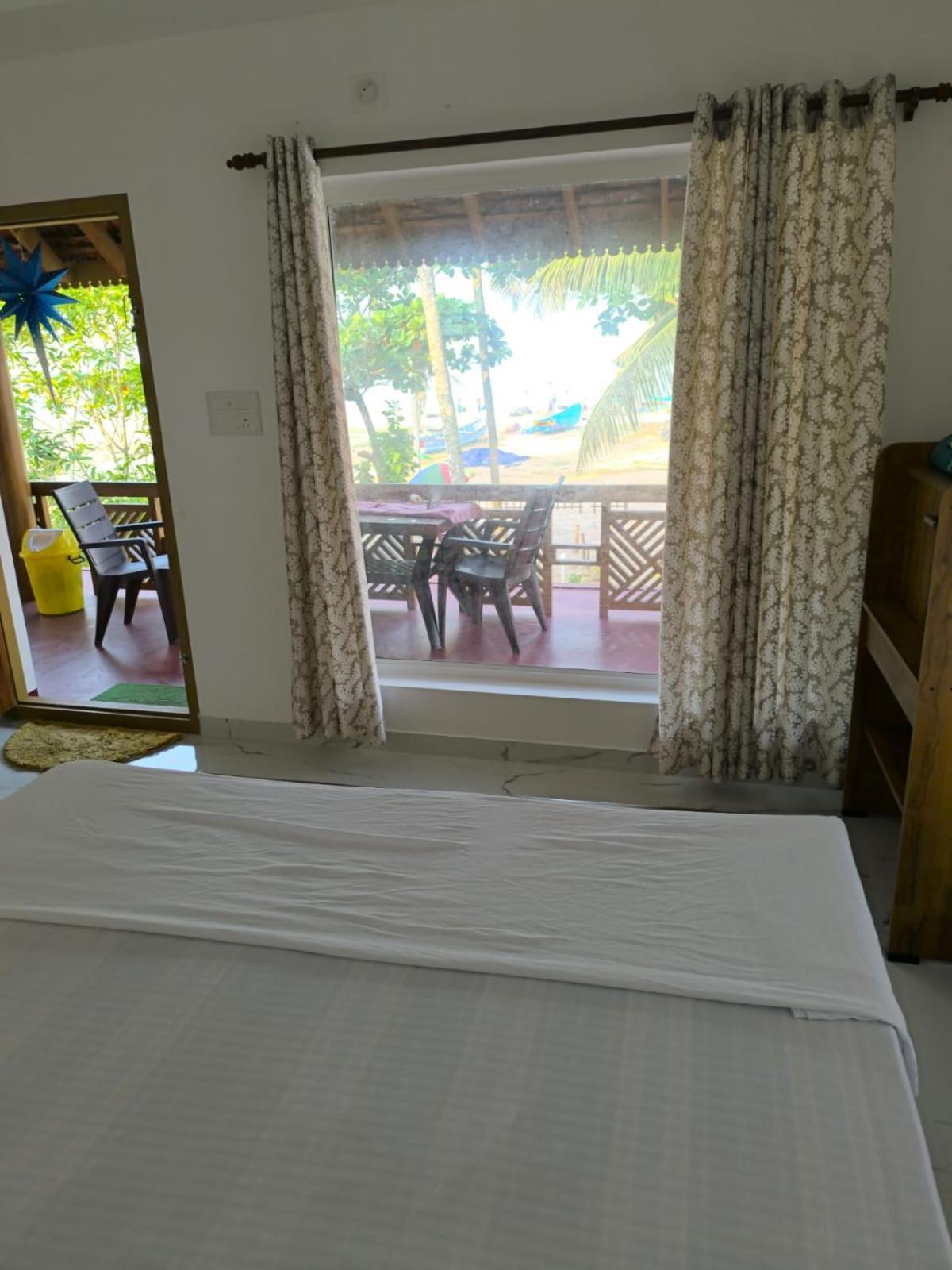 Marari Anna Beach Homestay Mararikulam Extérieur photo